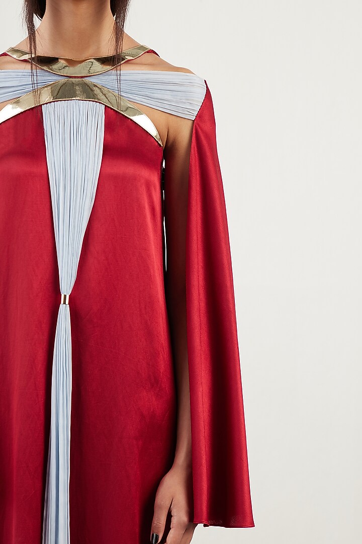 Scarlet Textured Satin Embroidered Kaftan by AKHL at Pernia's Pop Up Shop