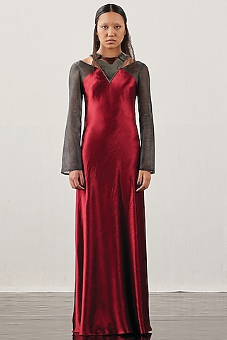 Red & Black Textured Satin Flared Dress by AKHL