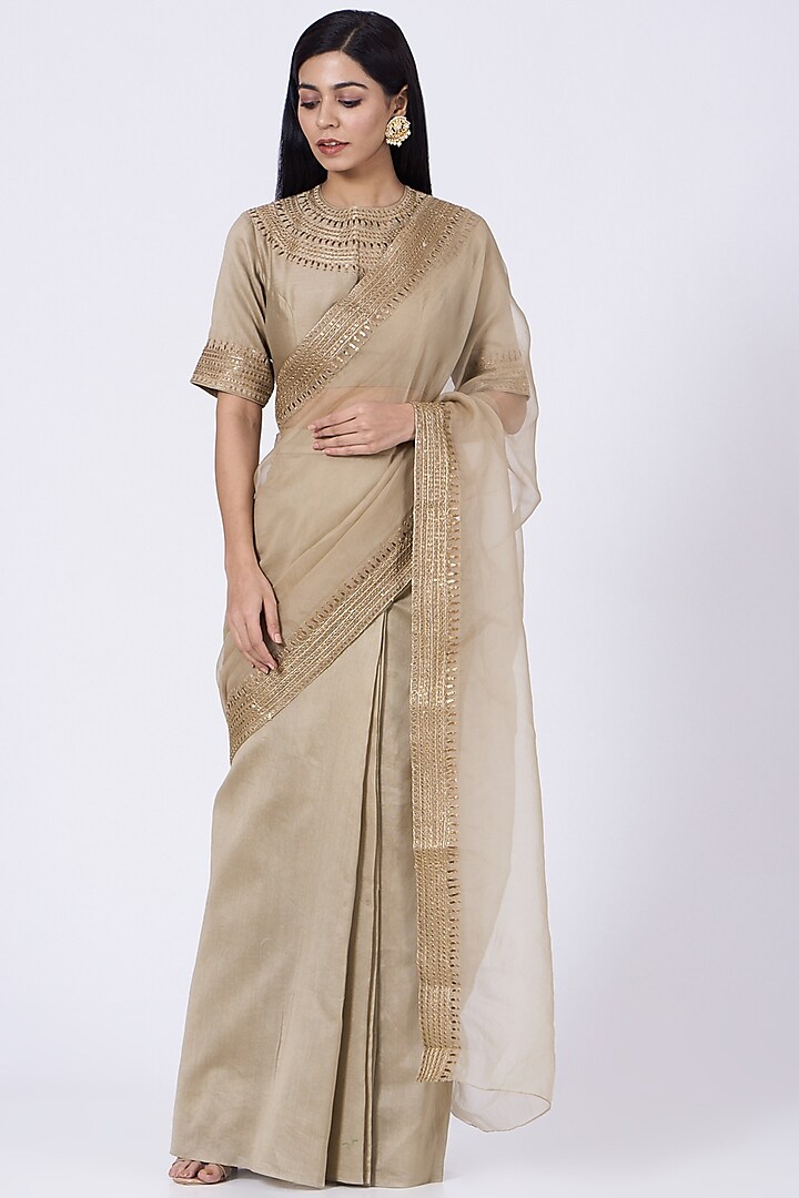 Gold Silk Chanderi Pre-Stitched Saree Set by Amrita KM