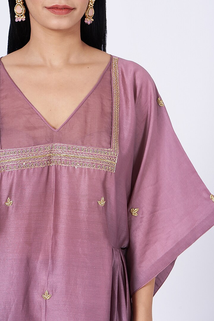 Purple Zardosi Embroidered Kaftan Kurta Set by Amrita KM at Pernia's Pop Up Shop