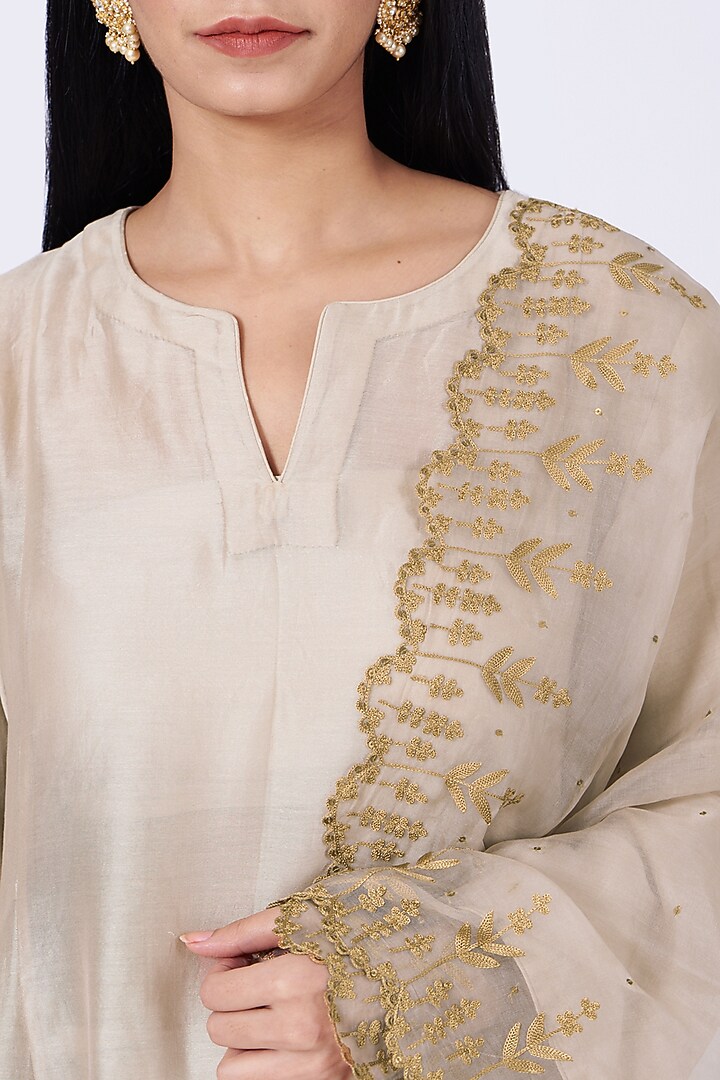 Gold Silk Chanderi Kurta Set by Amrita KM at Pernia's Pop Up Shop