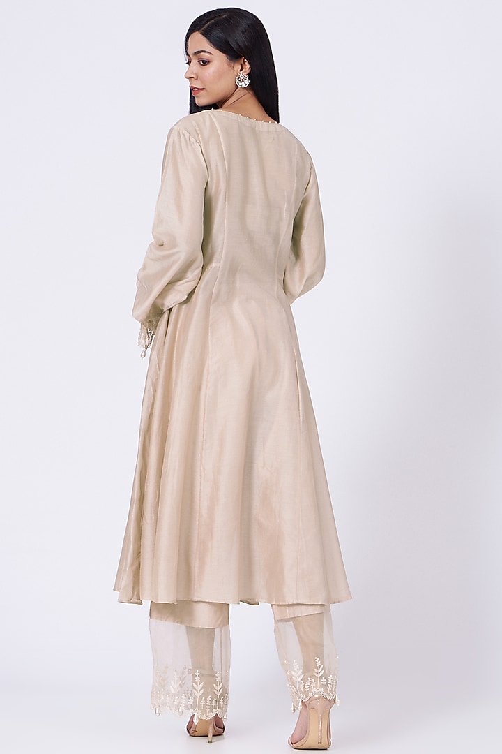 Peach Silk Chanderi Kurta Set by Amrita KM at Pernia's Pop Up Shop