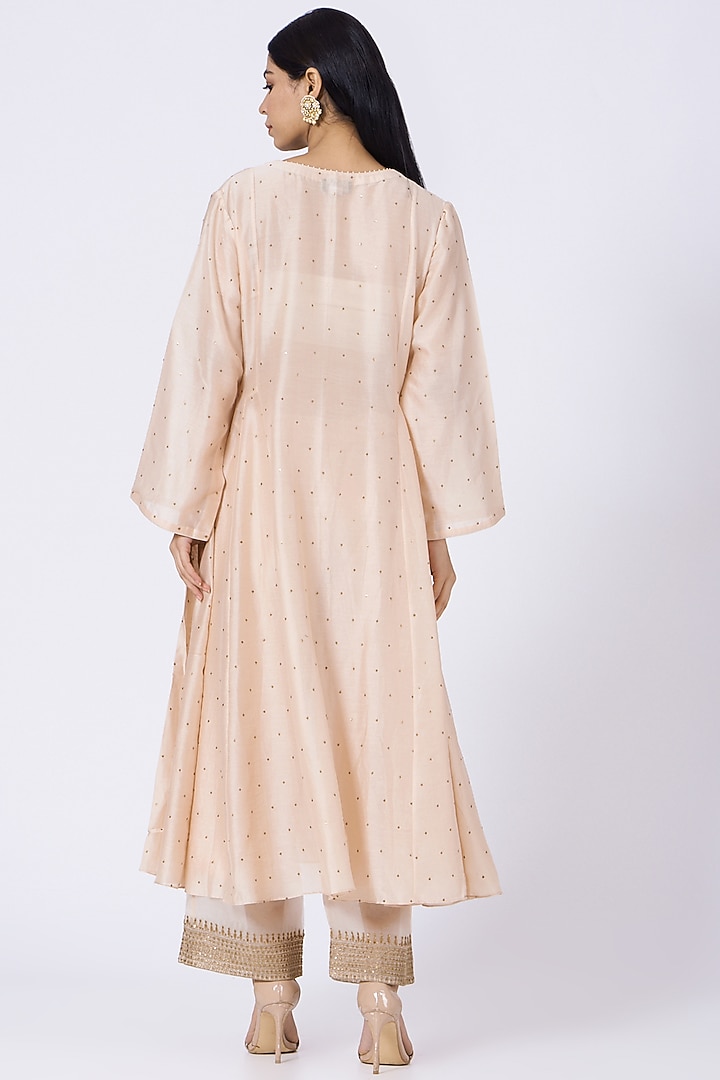 Peach Sequins & Zardosi Embroidered Kurta Set by Amrita KM at Pernia's Pop Up Shop