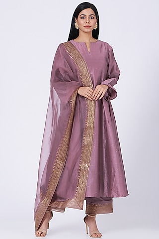 Purple Sequins & Zardosi Embroidered Kurta Set by Amrita KM