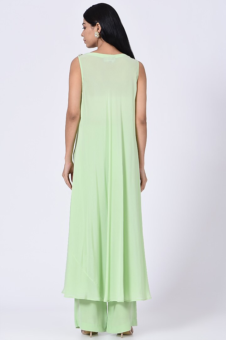 Pista Green Embellished Kurta Set by Amrita KM at Pernia's Pop Up Shop