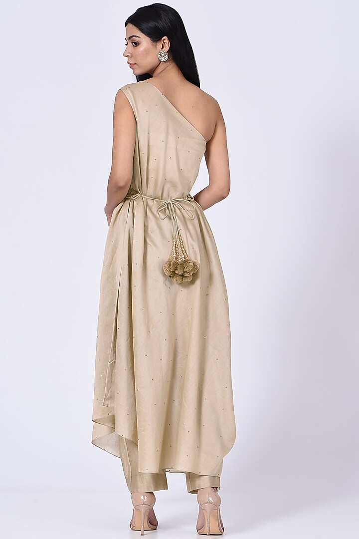 Gold Silk Chanderi Pant Set by Amrita KM at Pernia's Pop Up Shop