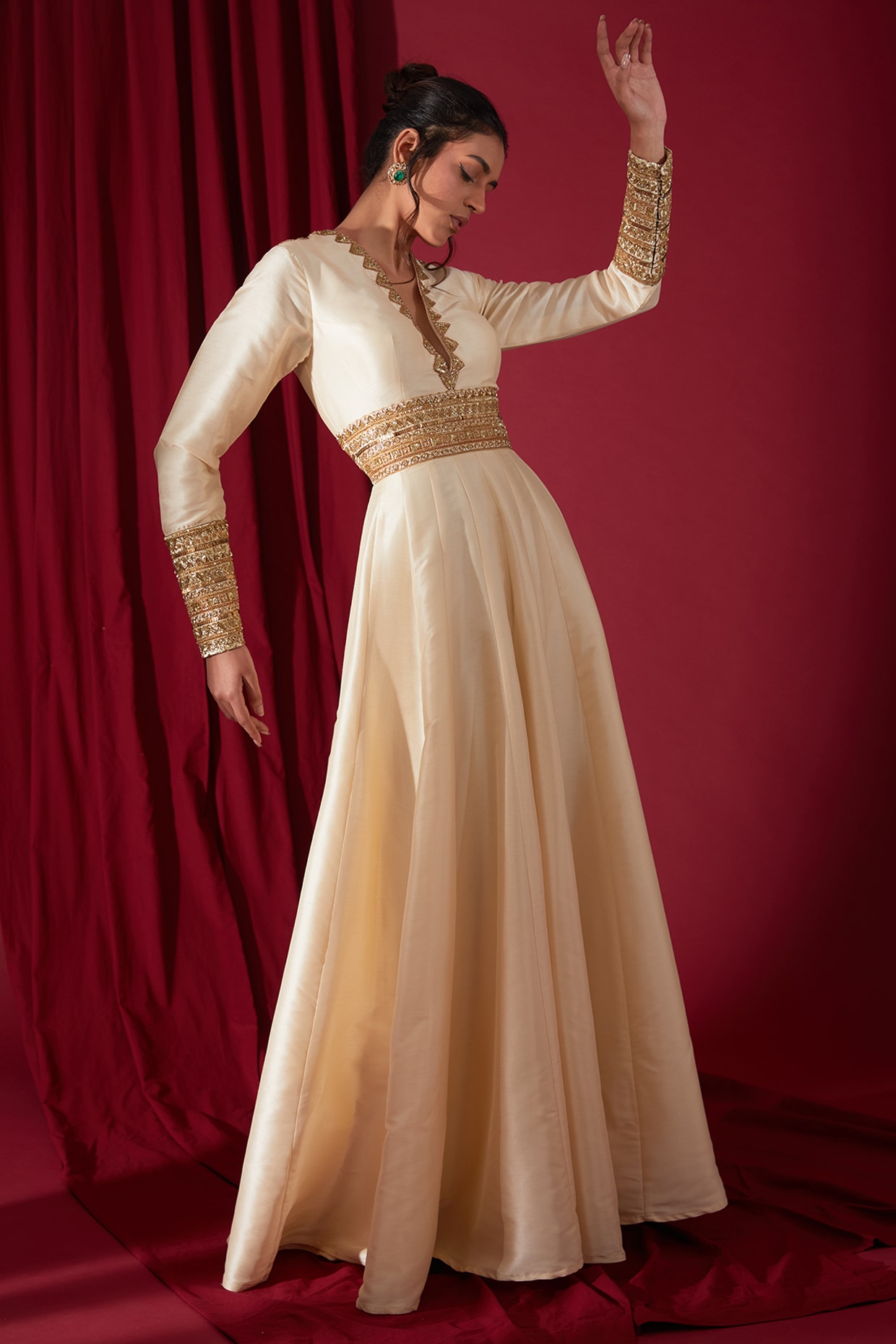 White anarkali 2024 suit online shopping