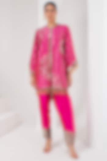 Fuchsia Pink Taffeta Silk Hand Embellished Kurta Set by AKARA at Pernia's Pop Up Shop