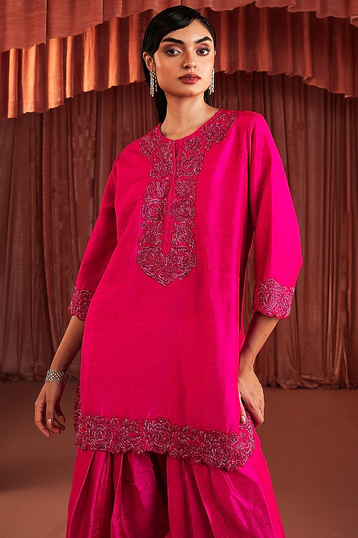 Hot Pink Raw Silk Handwork Kurta Set by AKARA at Pernia's Pop Up Shop
