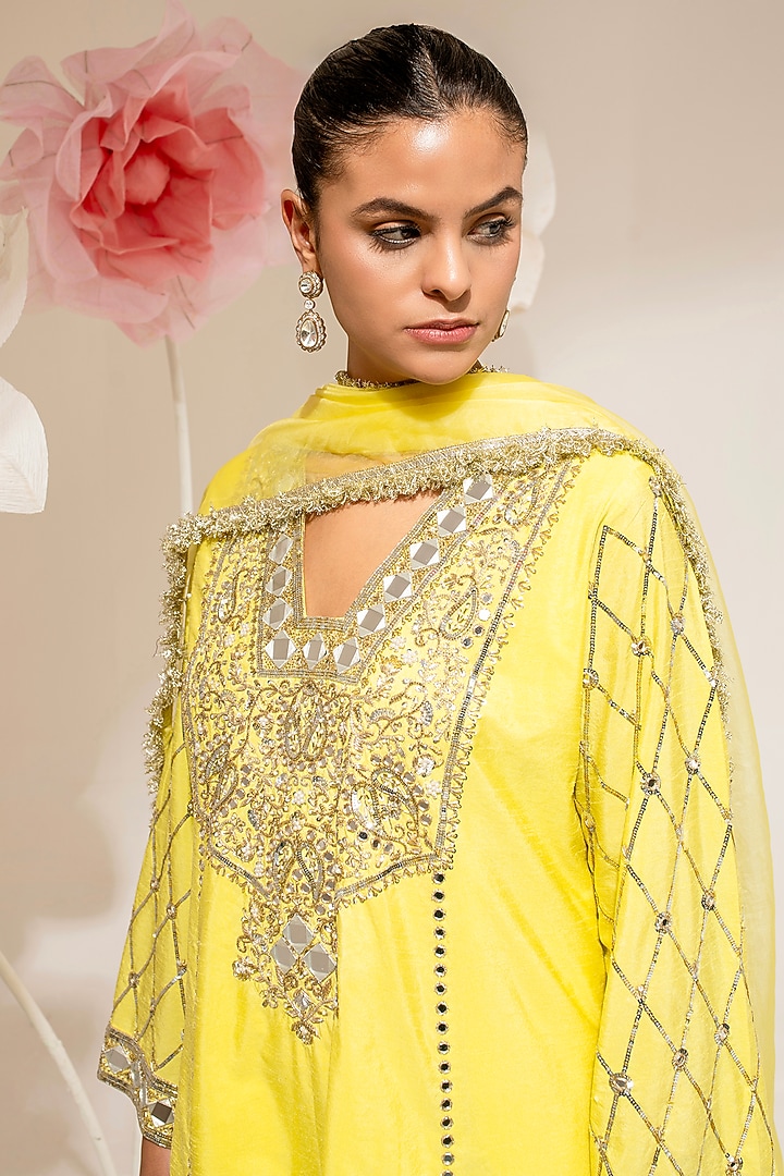Yellow Dola Silk Embellished Kurta Set by AKARA at Pernia's Pop Up Shop