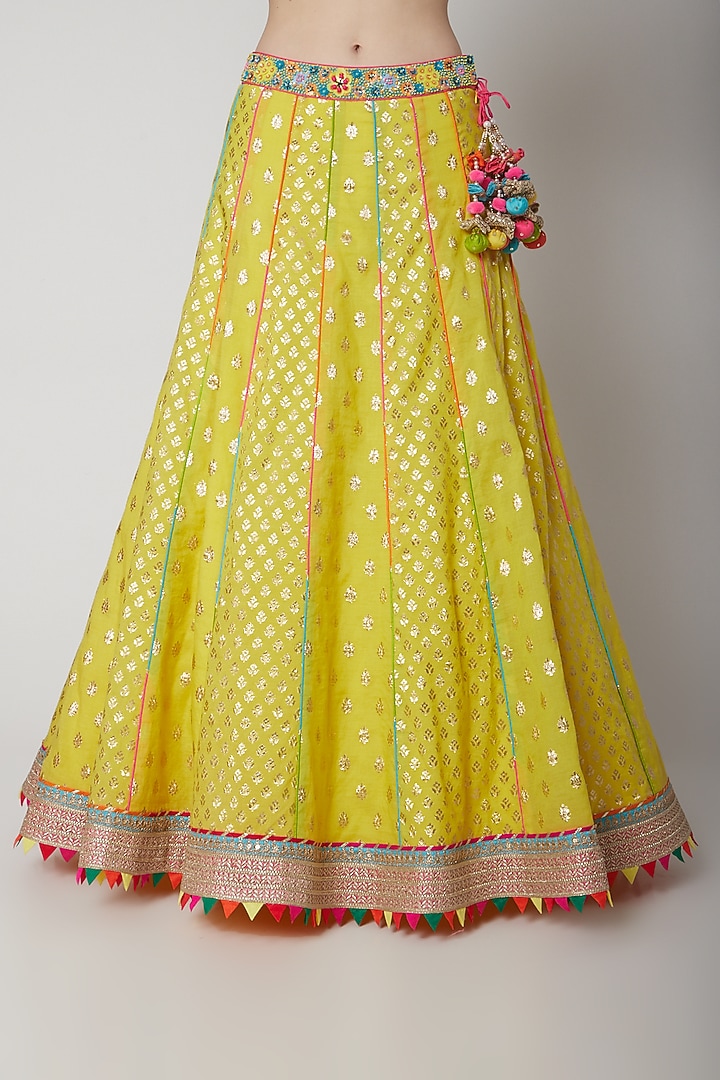Yellow Embroidered Banarasi Wedding Lehenga Set by Avnni Kapur at Pernia's Pop Up Shop