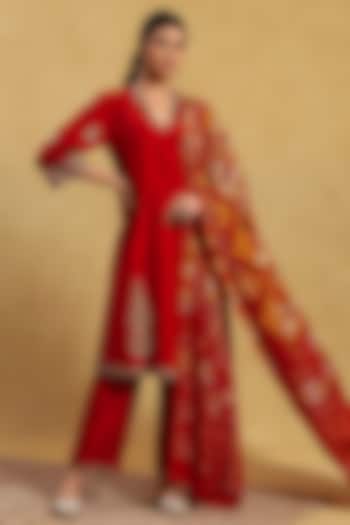 Red Crepe Kurta Set by Akriti by Ritika at Pernia's Pop Up Shop