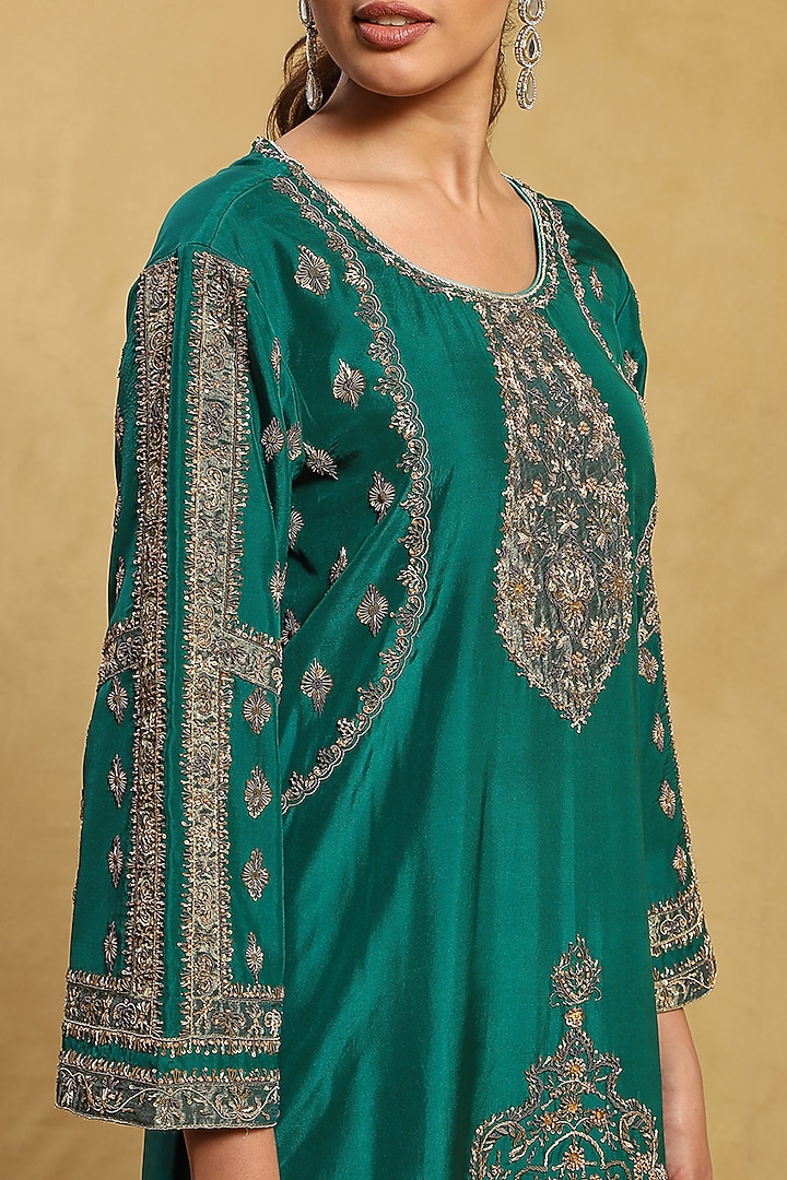 Green Silk Boota Embellished Kurta Set by Akriti by Ritika at Pernia's Pop Up Shop