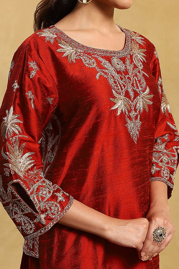 Maroon Raw Silk Kurta Set by Akriti by Ritika at Pernia's Pop Up Shop