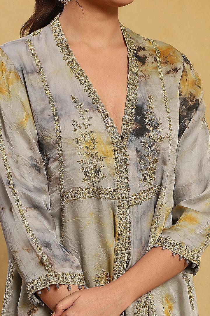 Grey Satin Organza Tie-Dyed Kurta Set by Akriti by Ritika at Pernia's Pop Up Shop
