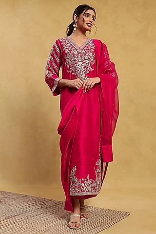 Red & Pink Raw Silk Aari Hand Embroidered Kurta Set by Akriti by Ritika