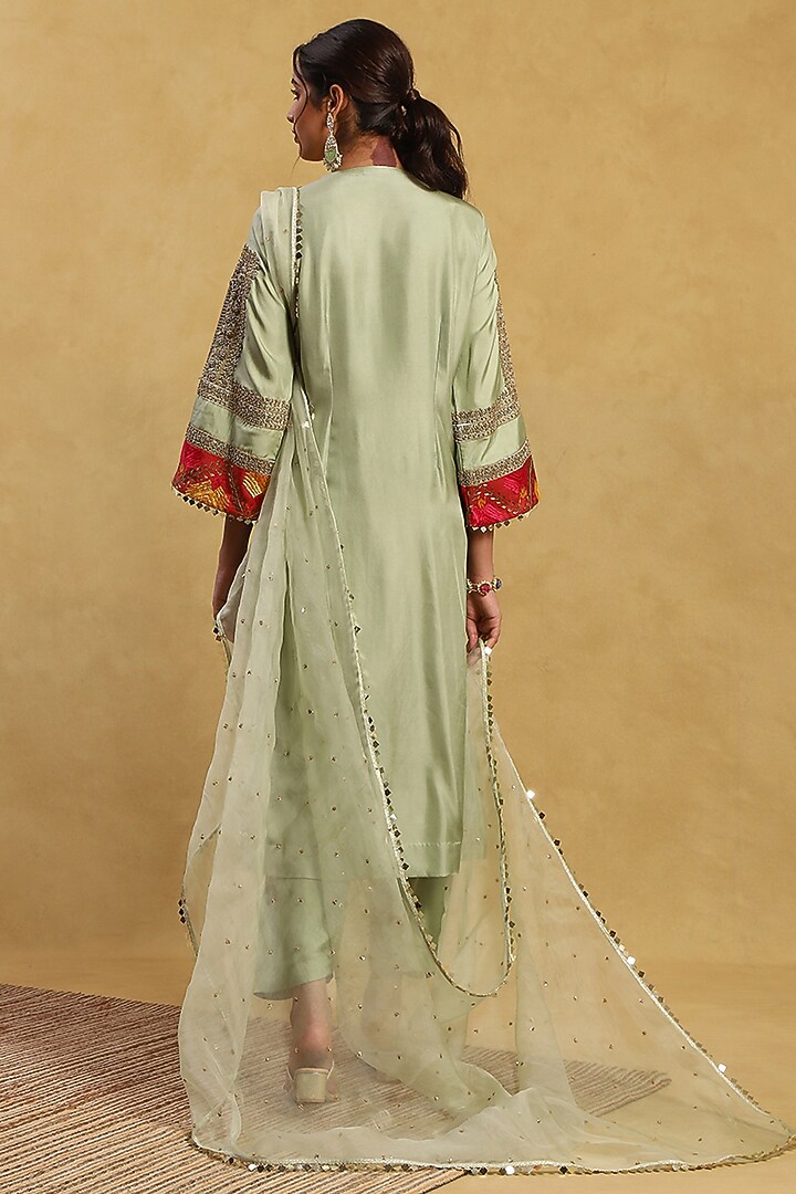 Green Silk & Organza Aari Hand Embroidered Kurta Set by Akriti by Ritika at Pernia's Pop Up Shop