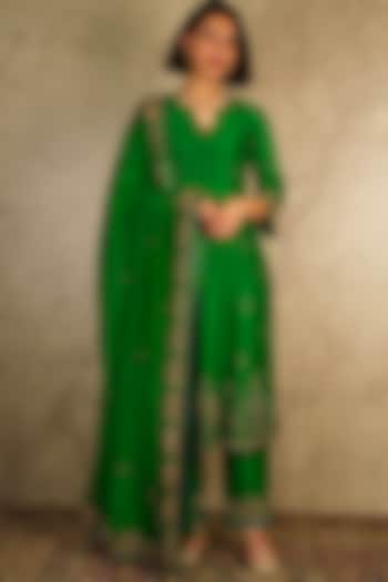 Green Dupion Silk Kurta Set by Akriti by Ritika at Pernia's Pop Up Shop