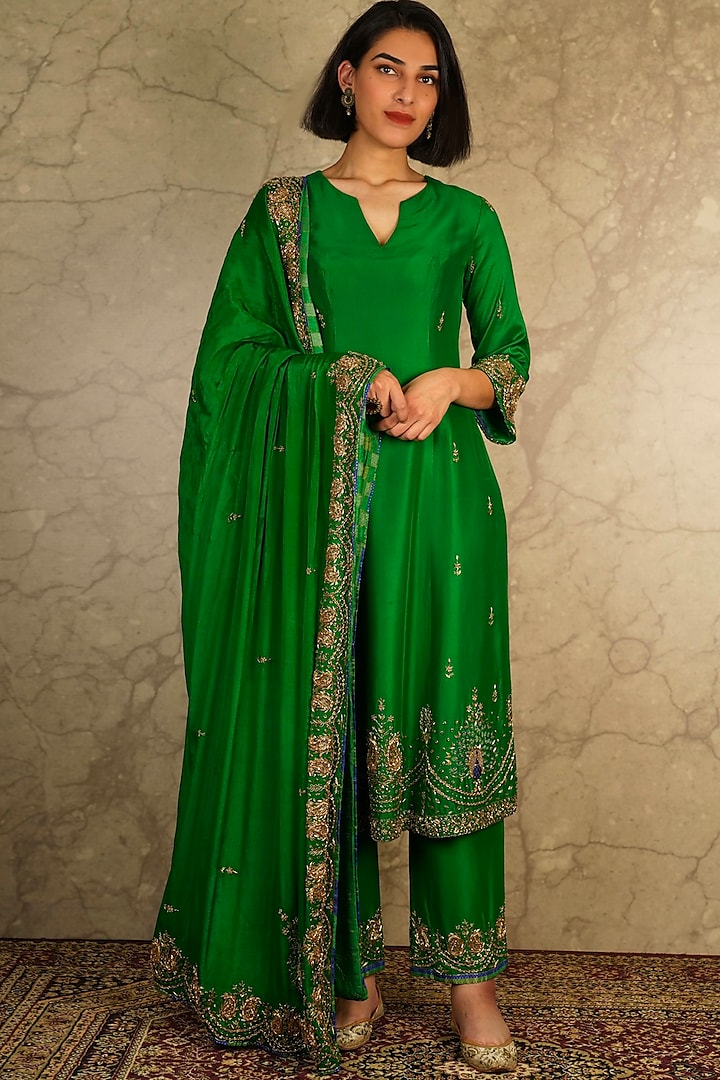 Green Dupion Silk Kurta Set by Akriti by Ritika at Pernia's Pop Up Shop