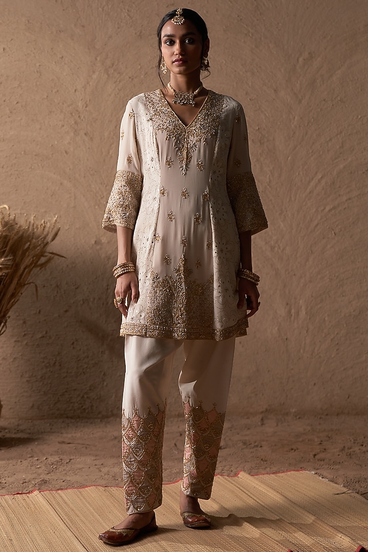 Ivory Hand Embroidered Kurta Set by Akriti by Ritika at Pernia's Pop Up Shop