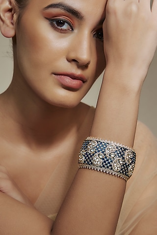 Gold Finish Kundan Polki & White Beaded Meenakari Kada by Akulya Jewels