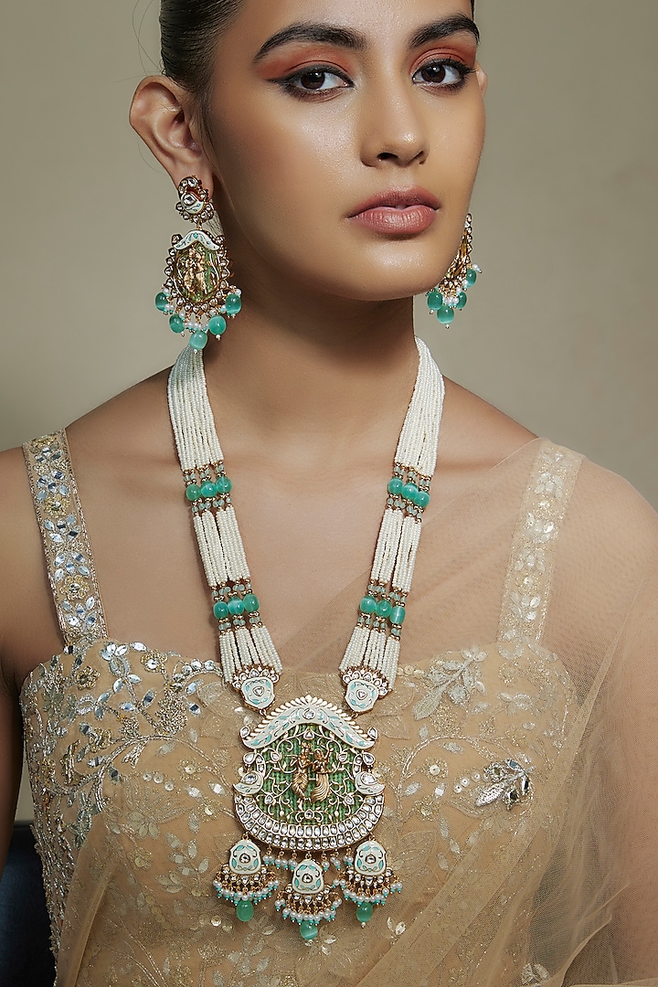 Gold Finish Kundan Polki Meenakari Mala Set by Akulya Jewels at Pernia's Pop Up Shop