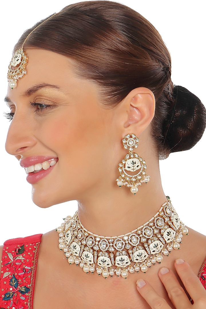 Gold Finish Green & White Kundan Meenakari Choker Necklace Set by Akulya Jewels at Pernia's Pop Up Shop