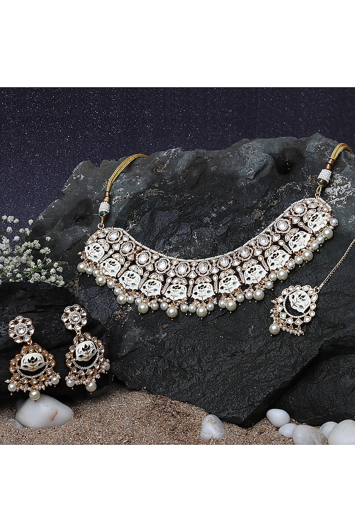 Gold Finish Green & White Kundan Meenakari Choker Necklace Set by Akulya Jewels at Pernia's Pop Up Shop