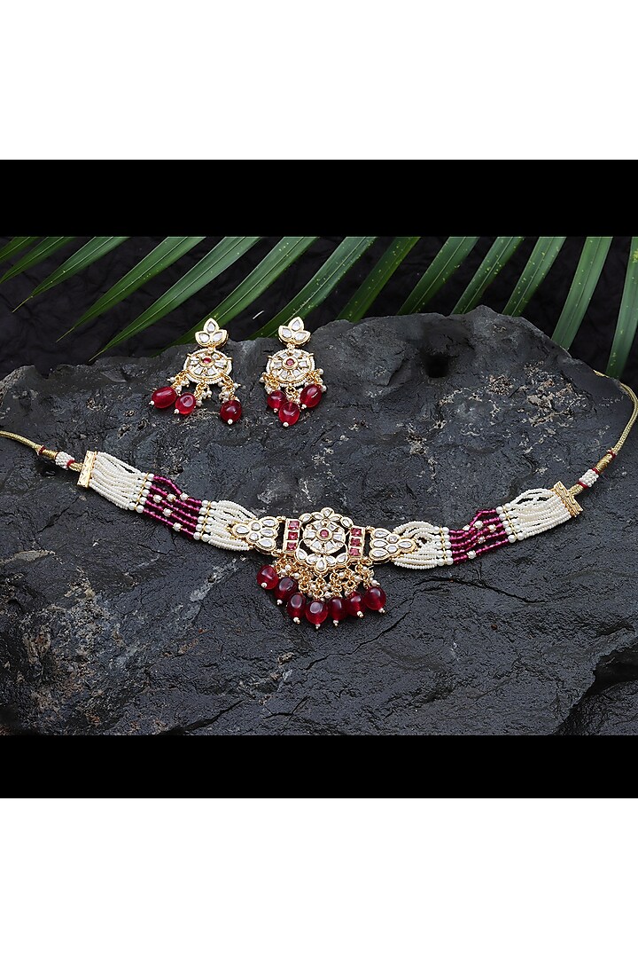 Gold Finish Kundan Polki & Beaded Choker Necklace Set by Akulya Jewels at Pernia's Pop Up Shop