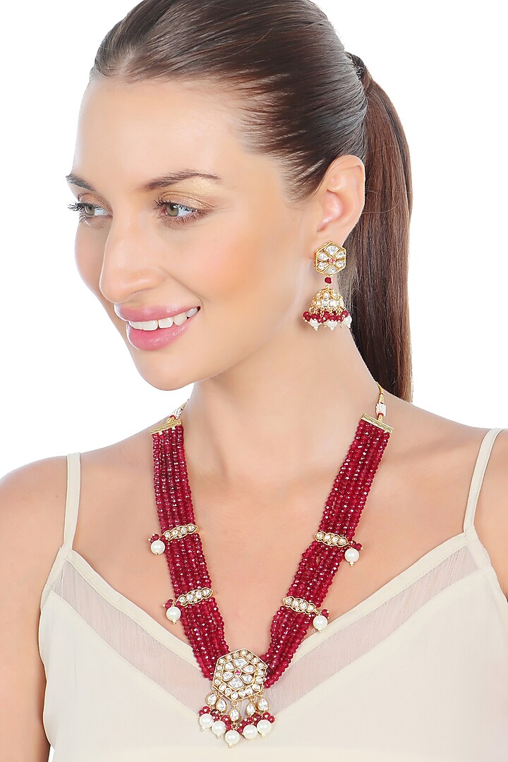 Gold Finish Kundan Polki & Beaded Necklace Set by Akulya Jewels at Pernia's Pop Up Shop