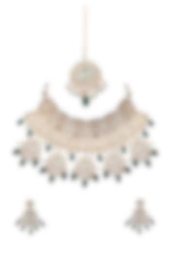 Gold Finish Emerald Green Kundan Meenakari Choker Necklace Set by Akulya Jewels at Pernia's Pop Up Shop
