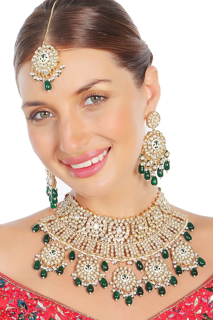 Gold Finish Emerald Green Kundan Meenakari Choker Necklace Set by Akulya Jewels at Pernia's Pop Up Shop