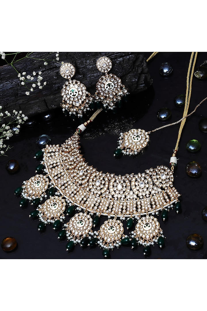 Gold Finish Emerald Green Kundan Meenakari Choker Necklace Set by Akulya Jewels at Pernia's Pop Up Shop