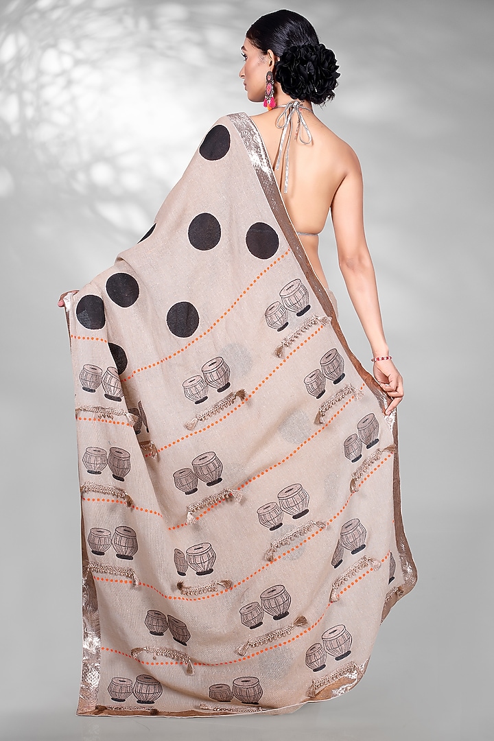 Beige Cotton Block Printed Handloom Festive Saree Set by Anita kanwal studio at Pernia's Pop Up Shop