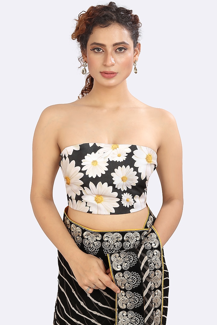 Black Leheriya Festive Saree Set by Anita kanwal studio at Pernia's Pop Up Shop
