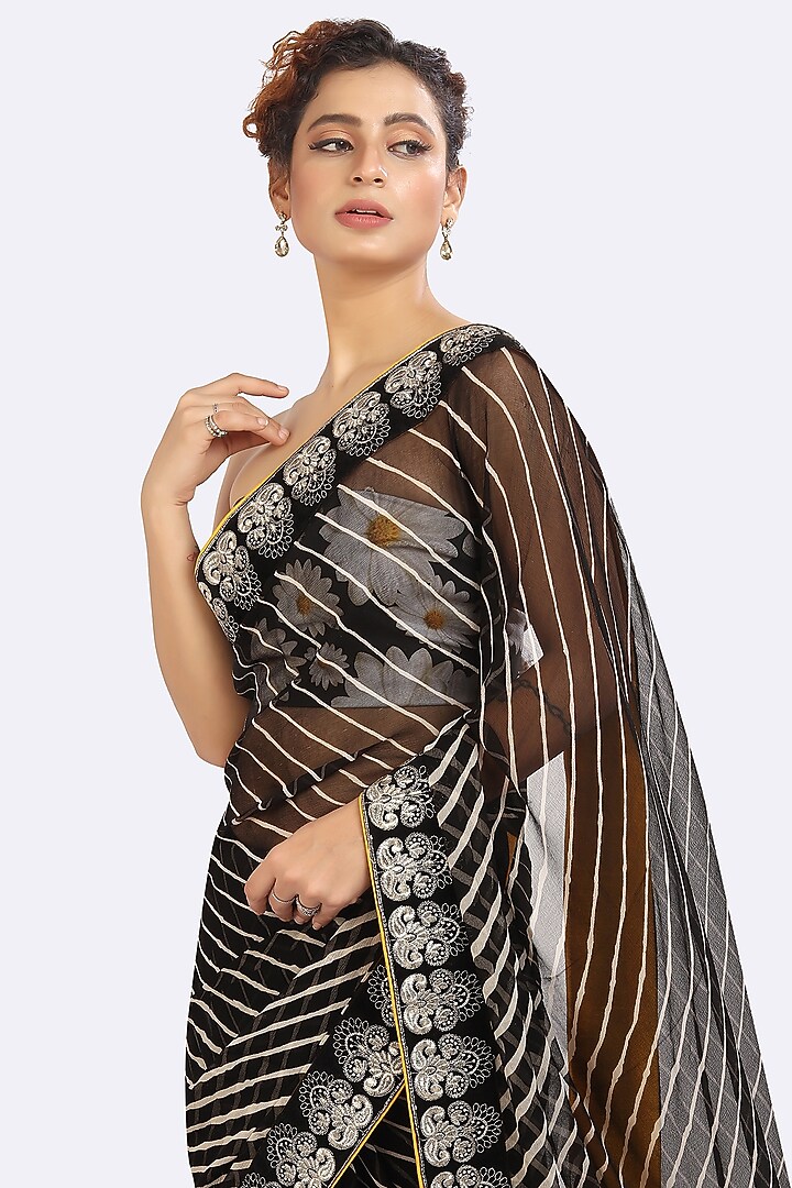 Black Leheriya Festive Saree Set by Anita kanwal studio at Pernia's Pop Up Shop