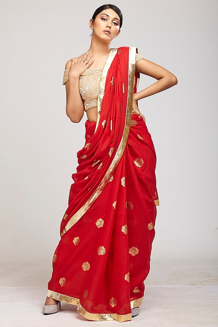 Red Foil Printed Saree Set by Anita kanwal studio