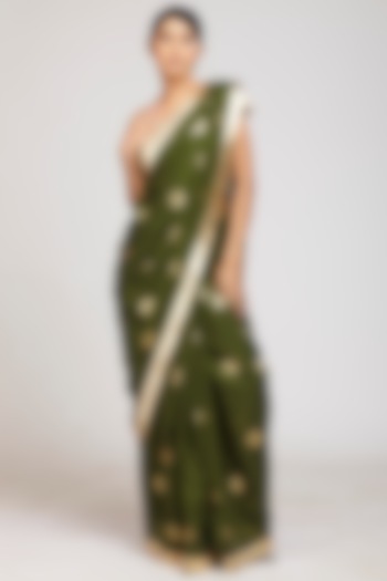 Mehendi Green Foil Printed Saree Set by Anita kanwal studio
