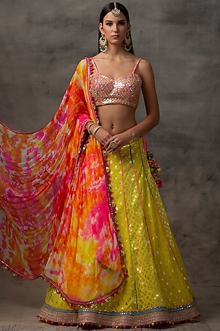 Yellow Embroidered Banarasi Lehenga Set by Avnni Kapur