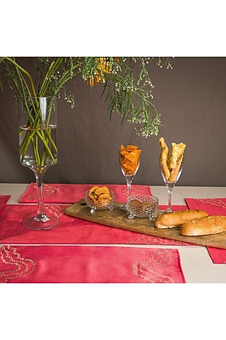 Pink Embroidered Table Runner With Mats (Set of 7) by ALCOVE