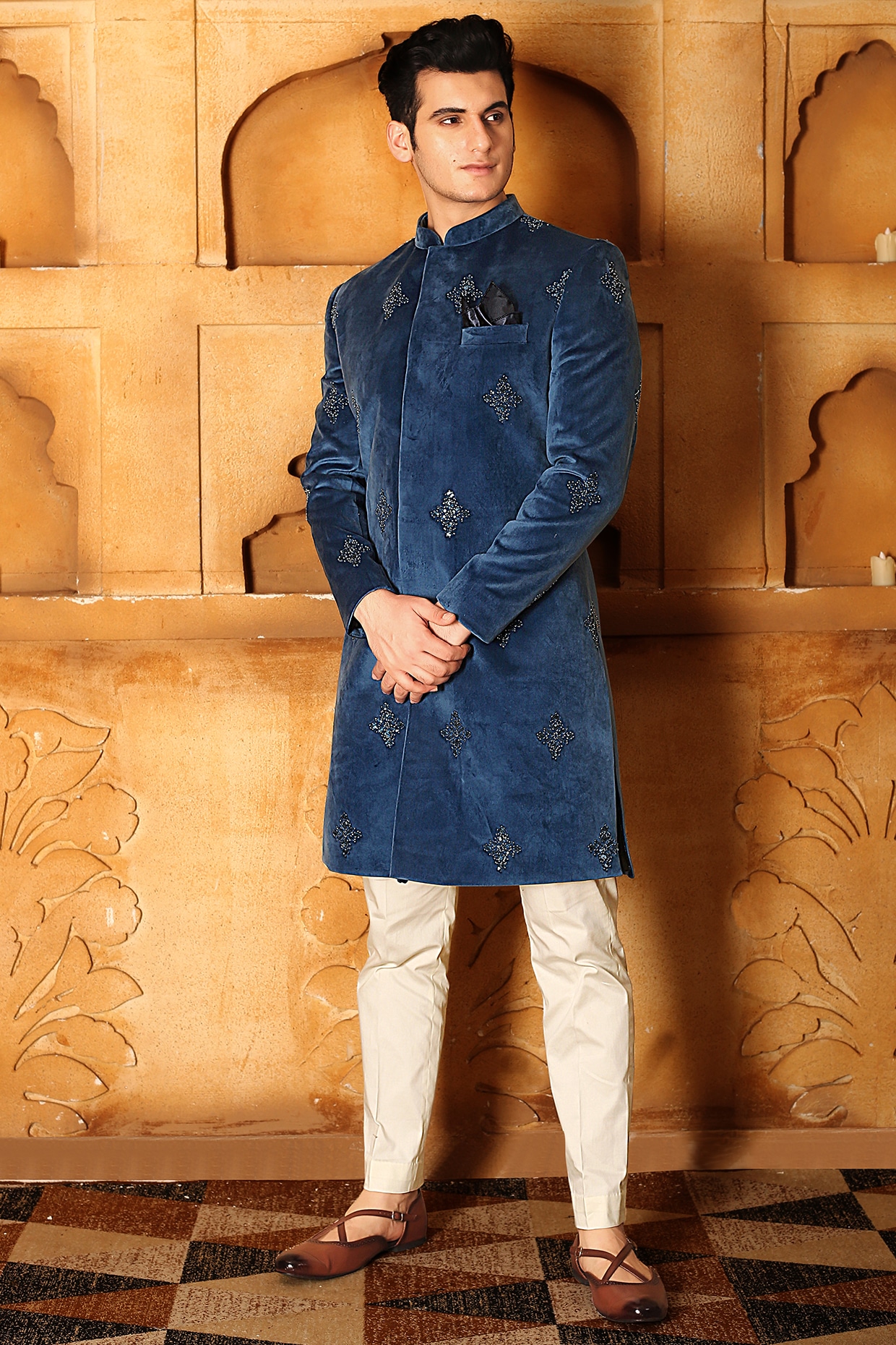 Blue velvet clearance sherwani