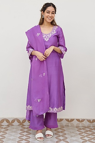 Violet Chanderi Embroidered Kurta Set by Alokik by Divya