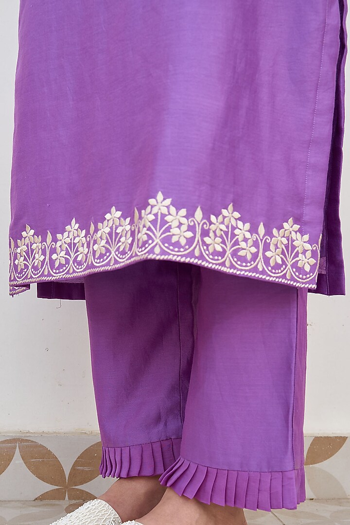 Violet Chanderi Embroidered Kurta Set by Alokik by Divya at Pernia's Pop Up Shop