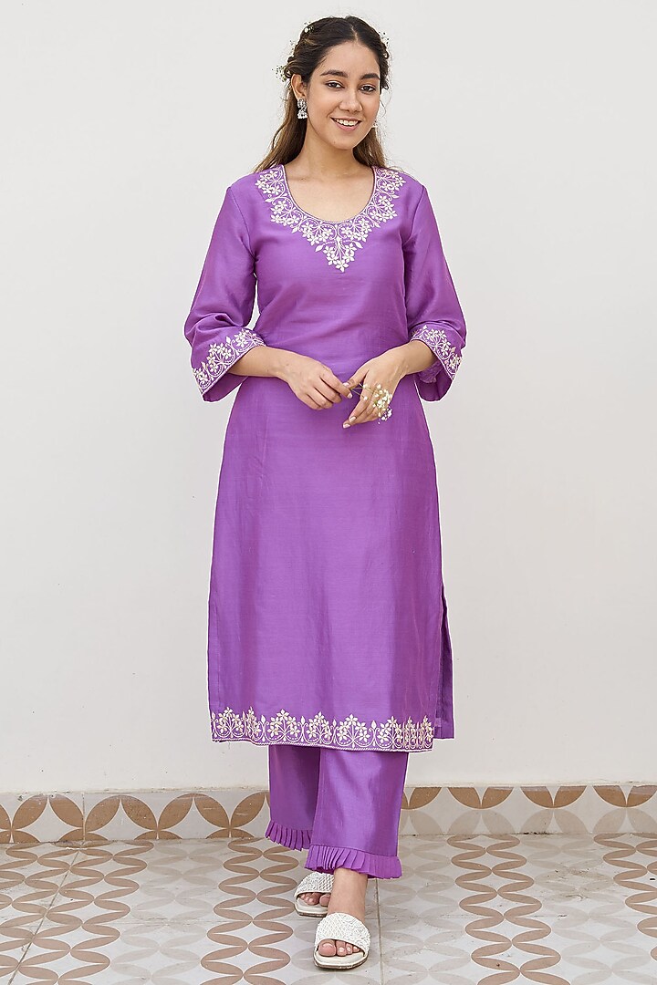 Violet Chanderi Embroidered Kurta Set by Alokik by Divya at Pernia's Pop Up Shop