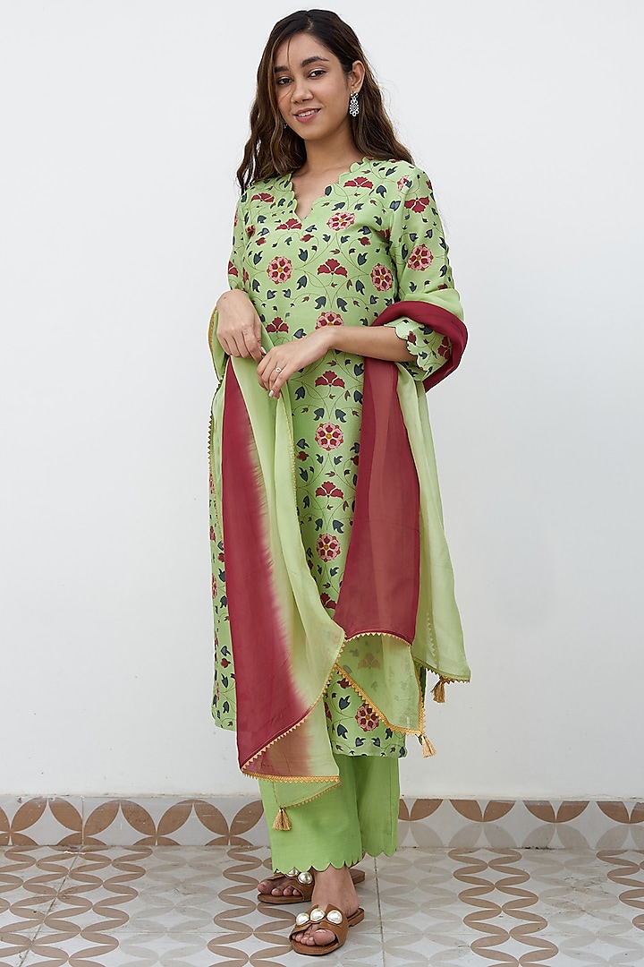 Lime Green Floral Printed Kurta Set by Alokik by Divya at Pernia's Pop Up Shop