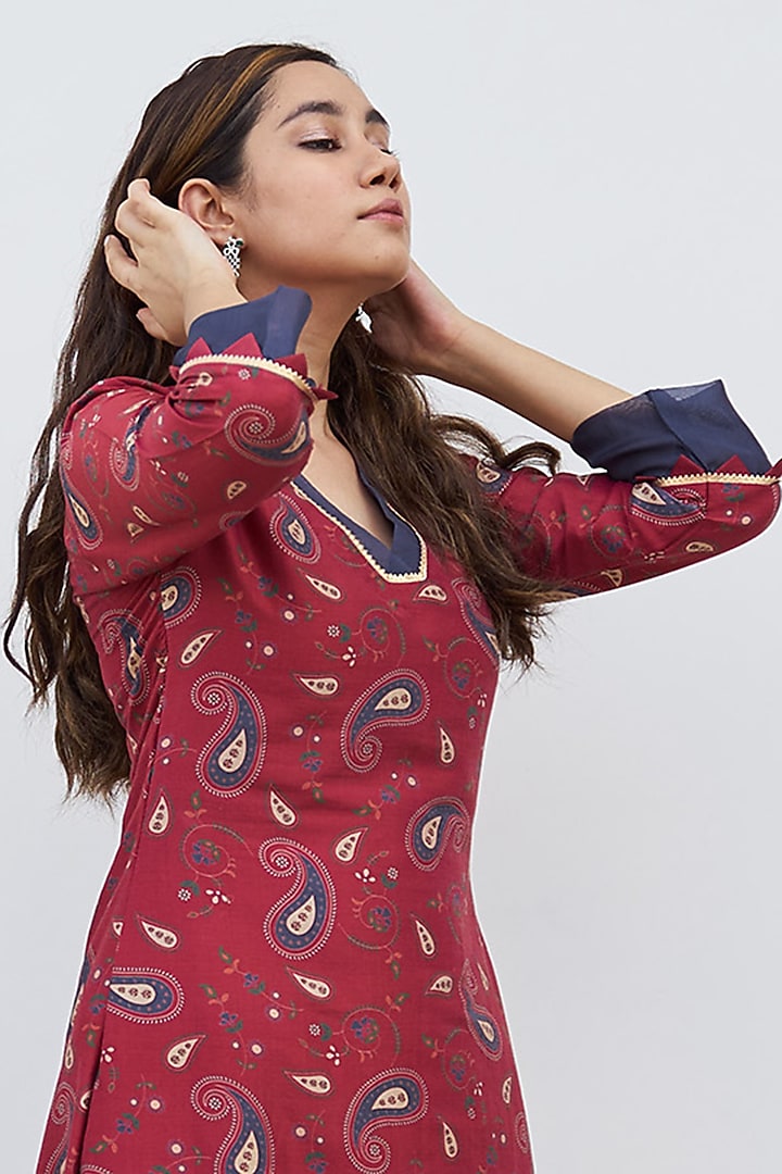 Brick Red Chanderi Printed Kurta Set by Alokik by Divya at Pernia's Pop Up Shop