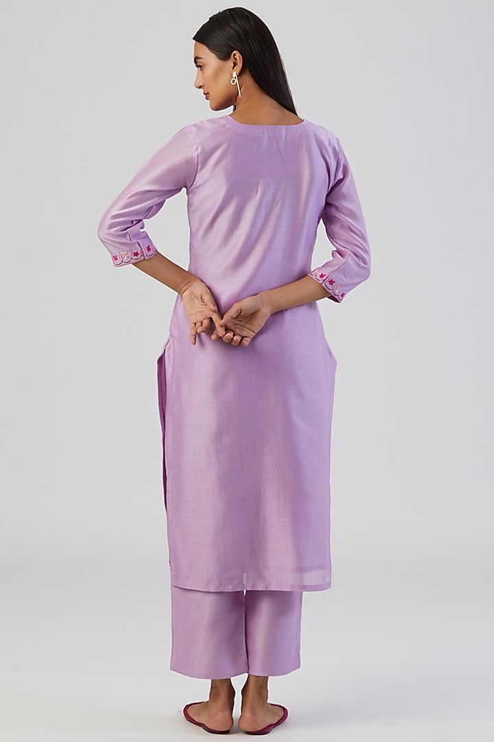 Lilac Embroidered Kurta Set by Alokik by Divya at Pernia's Pop Up Shop