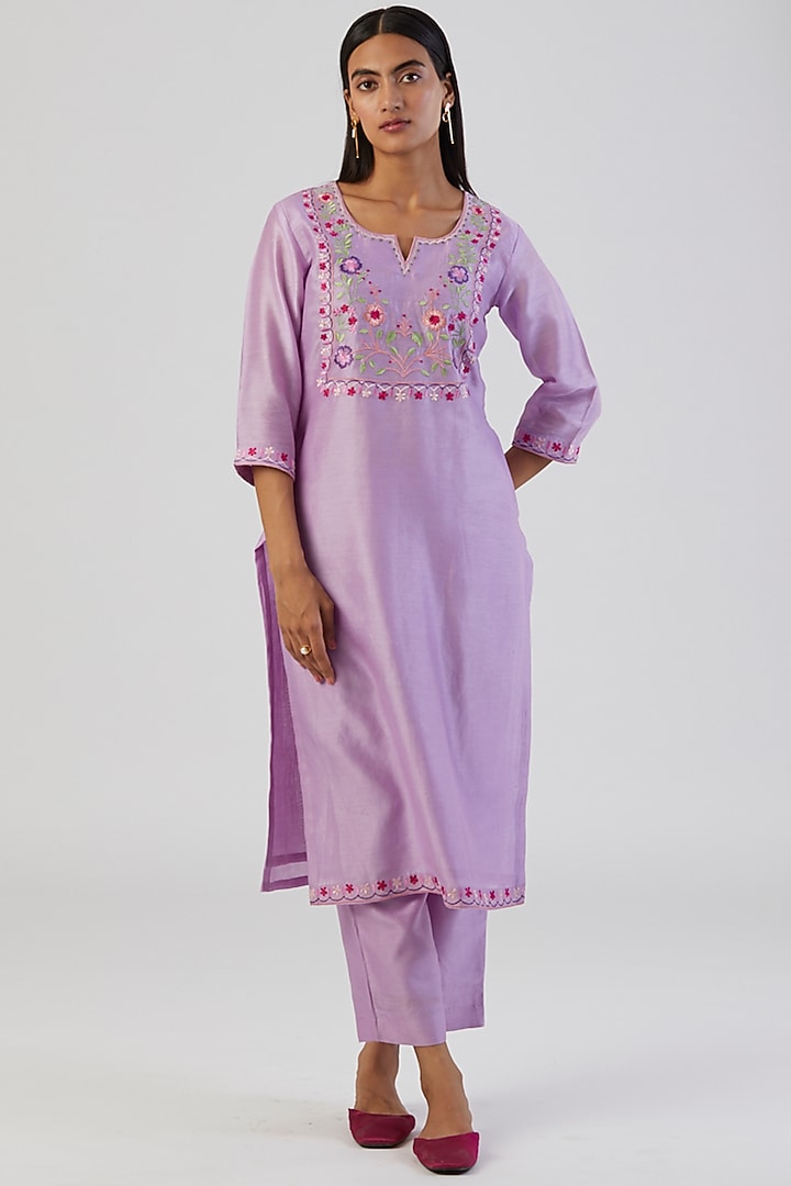 Lilac Embroidered Kurta Set by Alokik by Divya at Pernia's Pop Up Shop