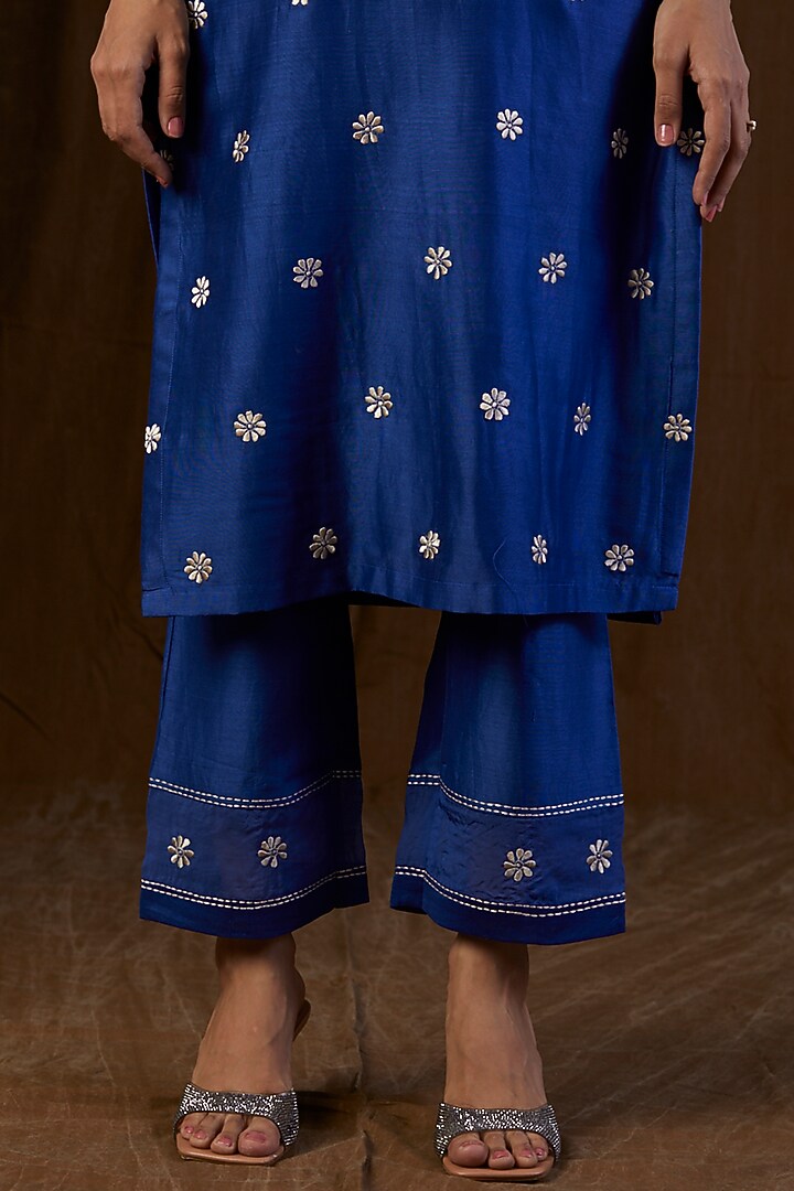 Navy Blue Embroidered Kurta Set by Alokik by Divya at Pernia's Pop Up Shop