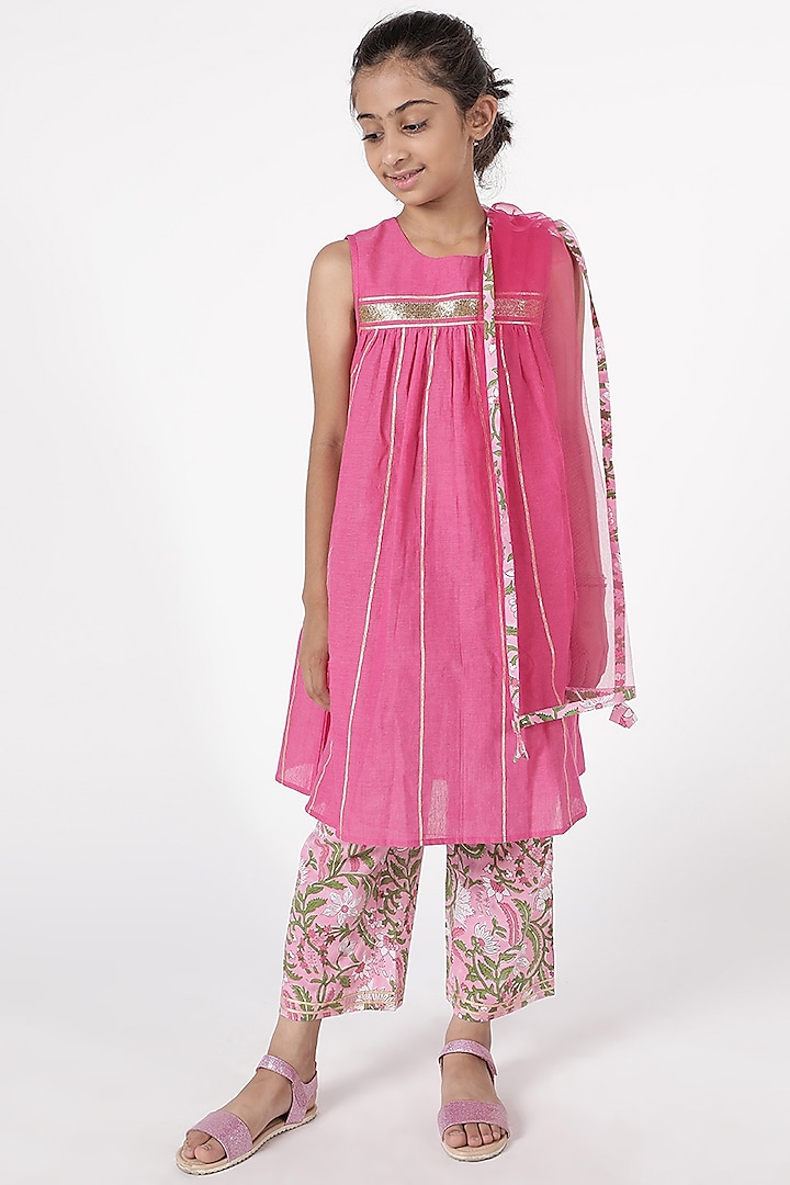 Pink Cotton Printed Kurta Set For Girls by A Little Fable